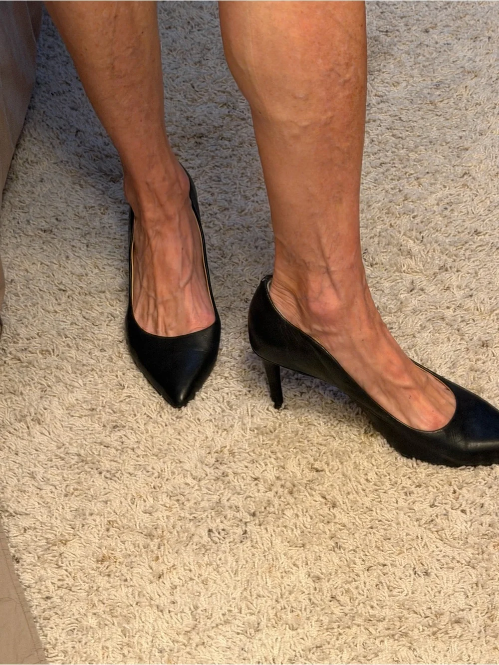 Classic Black Pointed-Toe Women's Pumps